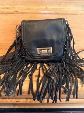 NWT- TYLIE MALIBU BLACK LEATHER FRINGE CROSSBODY BAG